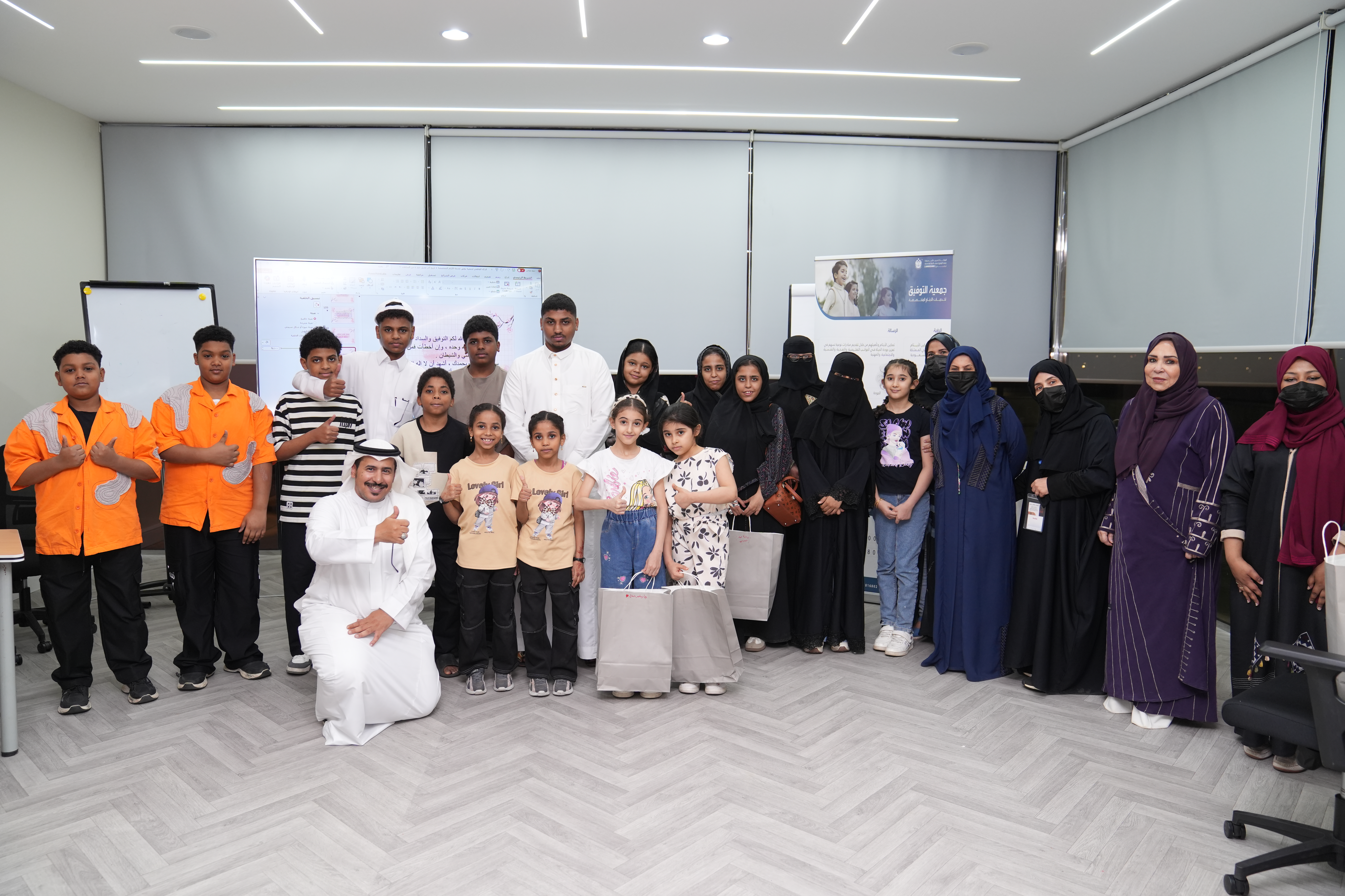 مبادرة القادة الصغار (الذكاء العاطفي ) 
